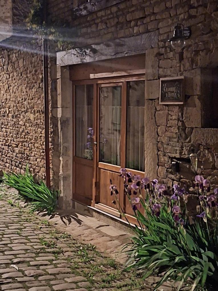 Chambre Les Marguerites 클뤼니 외부 사진